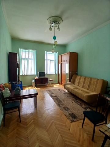 Дмитра Вітовського вул. (), 16
