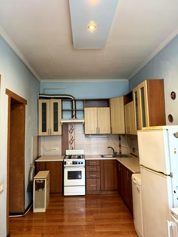 Старий Ринок пл., 2
