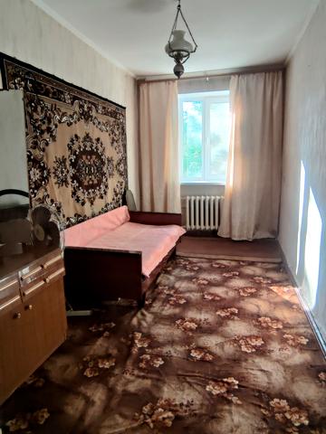Шкільна вул., 2