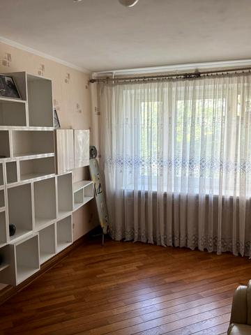 Смілянська вул., 13