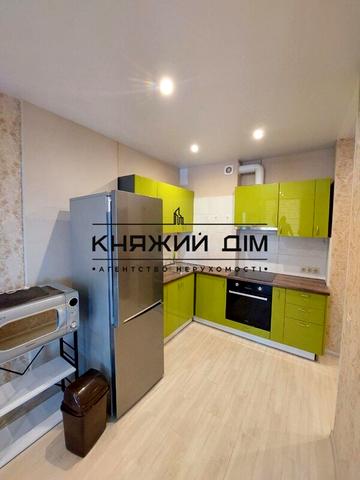 Соборності просп. (Воззєднання), 17 к2