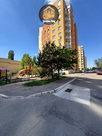 Виставкова вул., 24