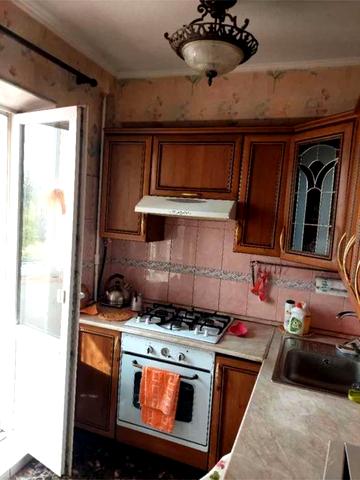 Леся Курбаса просп., 15