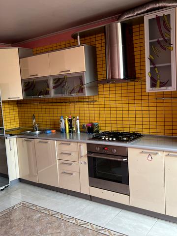 Степана Бандери просп., 53