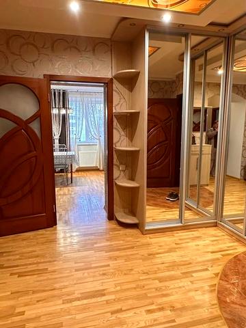 Келецька вул., 126а