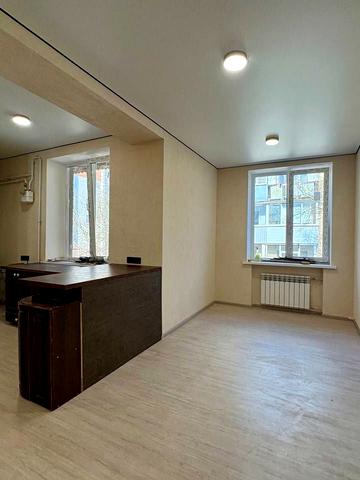 Петропавлівська вул., 74