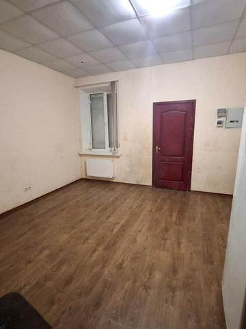 Краснопільська вул., 6