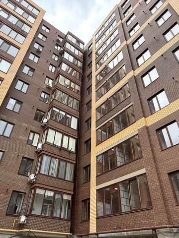 Михайла Грушевського вул., 39/3 к3
