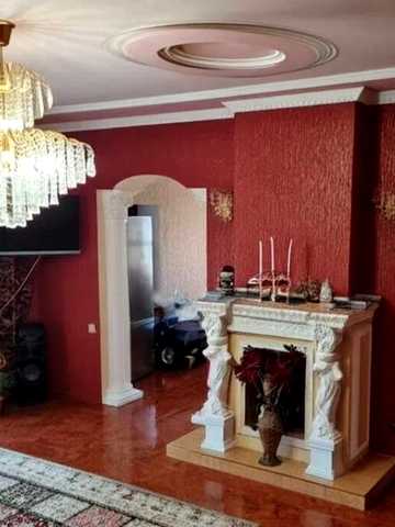 Новоселів