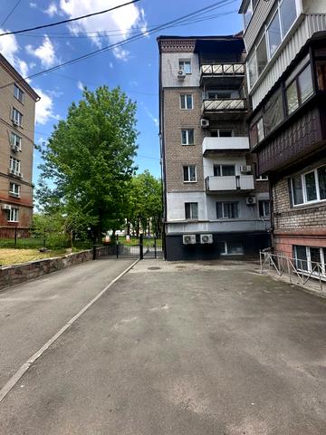 Дмитра Яворницького просп. (Карла Маркса), 7