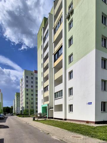 Героїв Харкова просп. (Московський), 270в