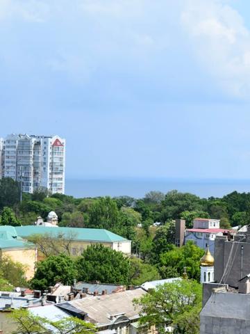 Базарна вул., 5/1