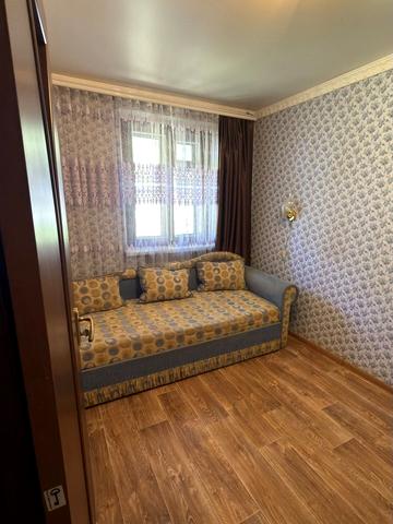Камянецька вул., 147