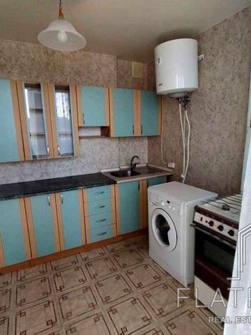 Зодчих вул., 68/2