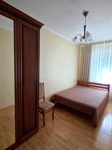 Лесі Українки бульв., 13