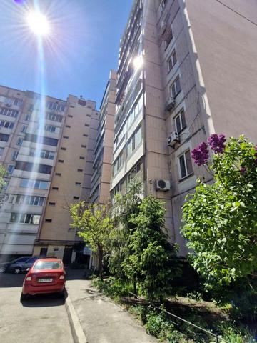 Бориса Гмирі вул., 15