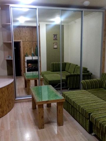 Обсерваторна вул., 9