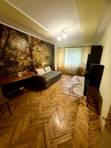 Академіка Андрія Сахарова вул., 60