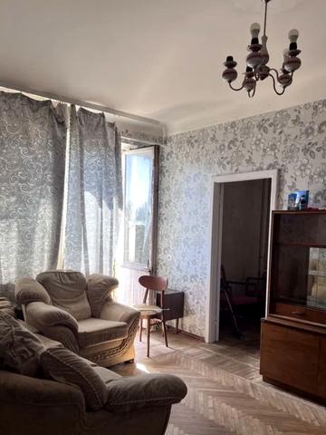 Авіаконструктора Антонова вул., 35