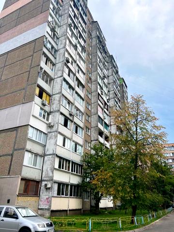 Озерна вул., 26
