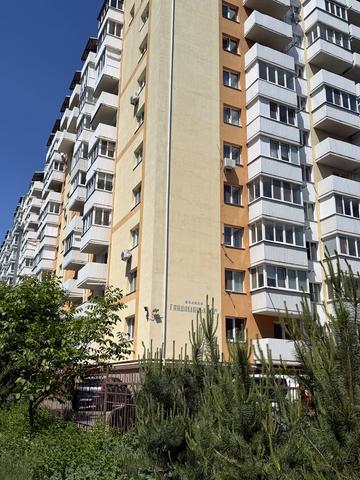 Гайдамацька вул. (Марфи Струтинської), 13-Б