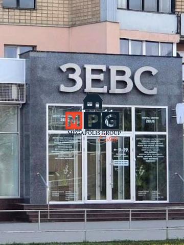 Гімназійна набережна вул. (Червоношкільна набережна), 26