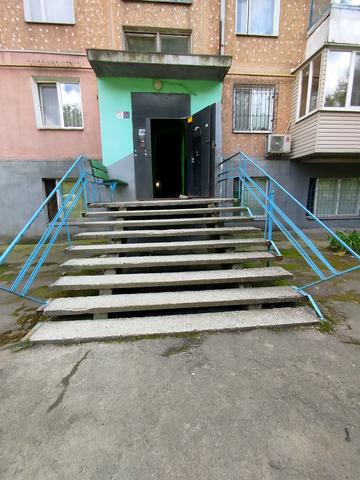 Олімпійська вул., 6