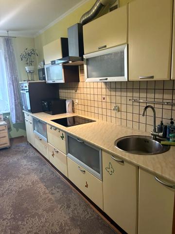 Європейського Союзу просп. (Правди), 31-А
