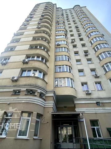 Ярослава Гашека бульв., 8-А