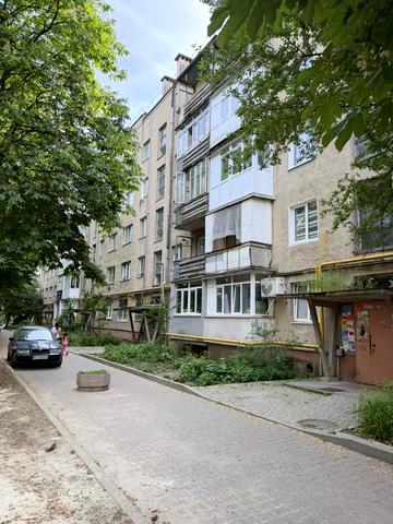 Євгена Коновальця вул., 147