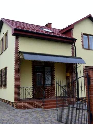 Степана Бандери вул., 15