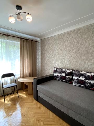 Дегтярівська вул., 43/8