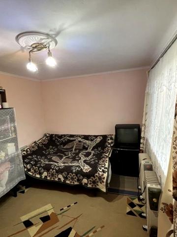 Виноградна, 4