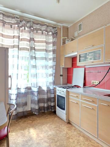 Героїв Харкова просп. (Московський), 124-4