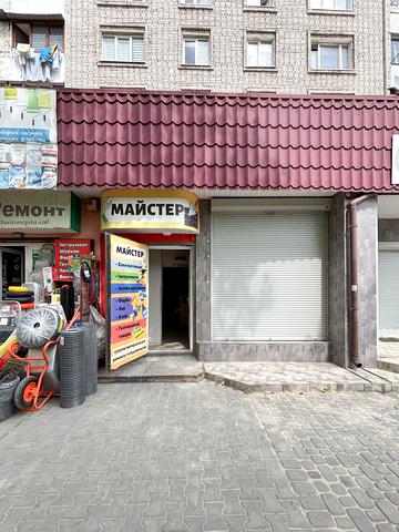 Андрея Шептицького вул., 1