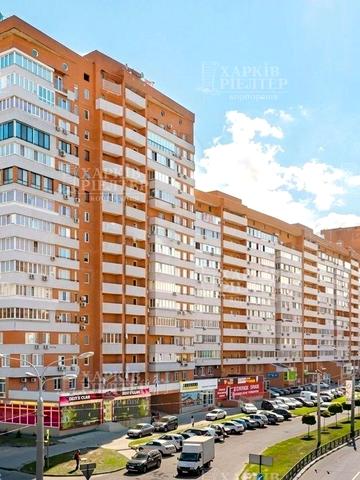 Аерокосмічний просп. (Гагаріна), 43