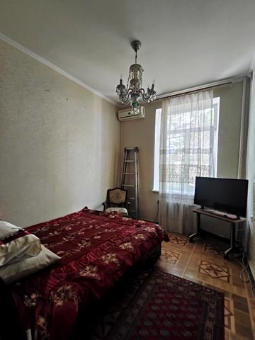 Кіри Муратової вул. (Льва Толстого), 15