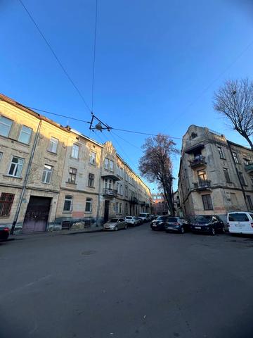 Лемківська вул., 14
