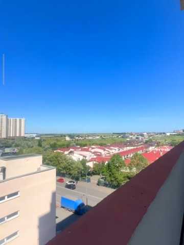 Академіка Сахарова вул., (Будинок)