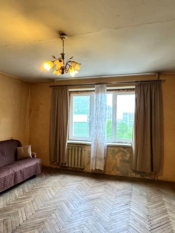 Сихівська вул., 28
