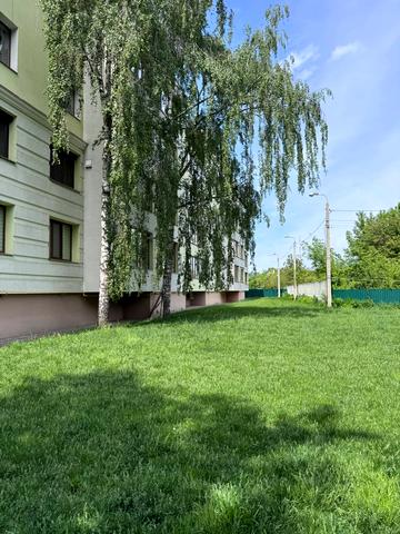 Олімпійська вул., 7/1
