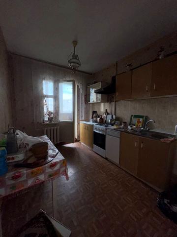 Ярослава Баїса вул. (Володимира Висоцького), 8