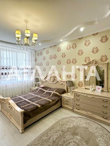Добровольців вул. (Маршала Говорова), 10б