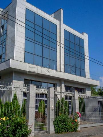 Вільшанська вул., 14