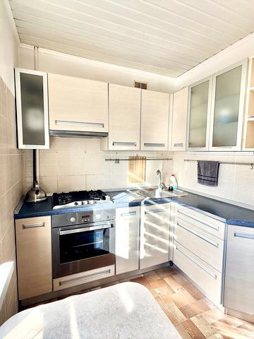 Автозаводська вул., 40