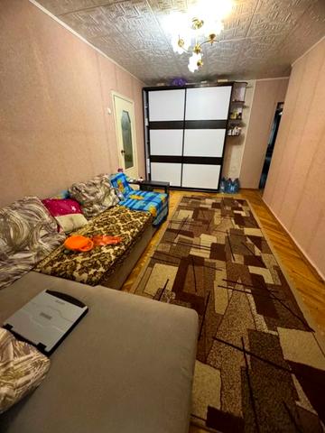 Дванадцятого Квітня вул., 24