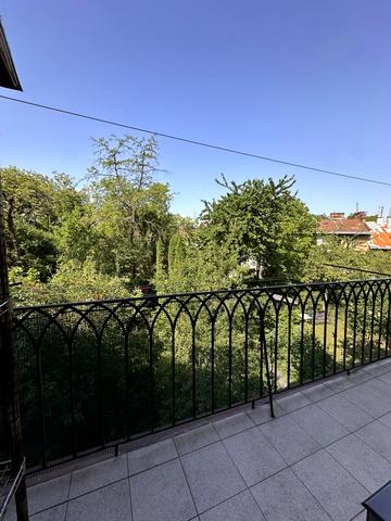 Піскова вул., 40