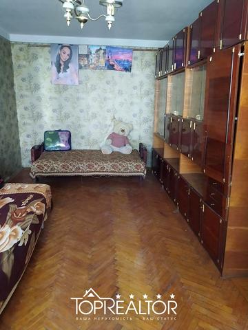 Миру вул., 60