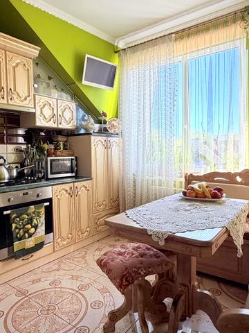 Пилипа Орлика вул., 14/1