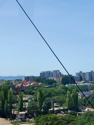 Кримська вул., 56